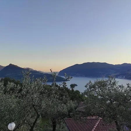Casadolcelago Con Giardino Vista Private Parking Marone