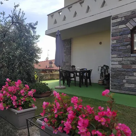 別荘 Casadolcelago Con Giardino Vista Private Parking