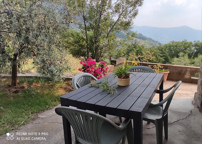 Casadolcelago Con Giardino Vista Private Parking