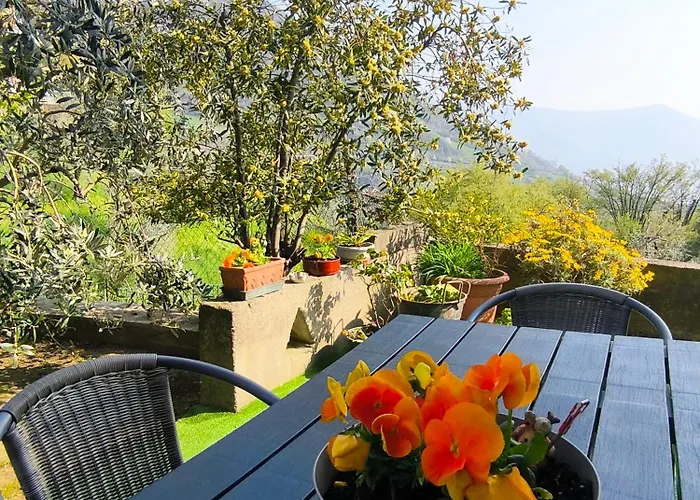 Casadolcelago Con Giardino Vista Private Parking *